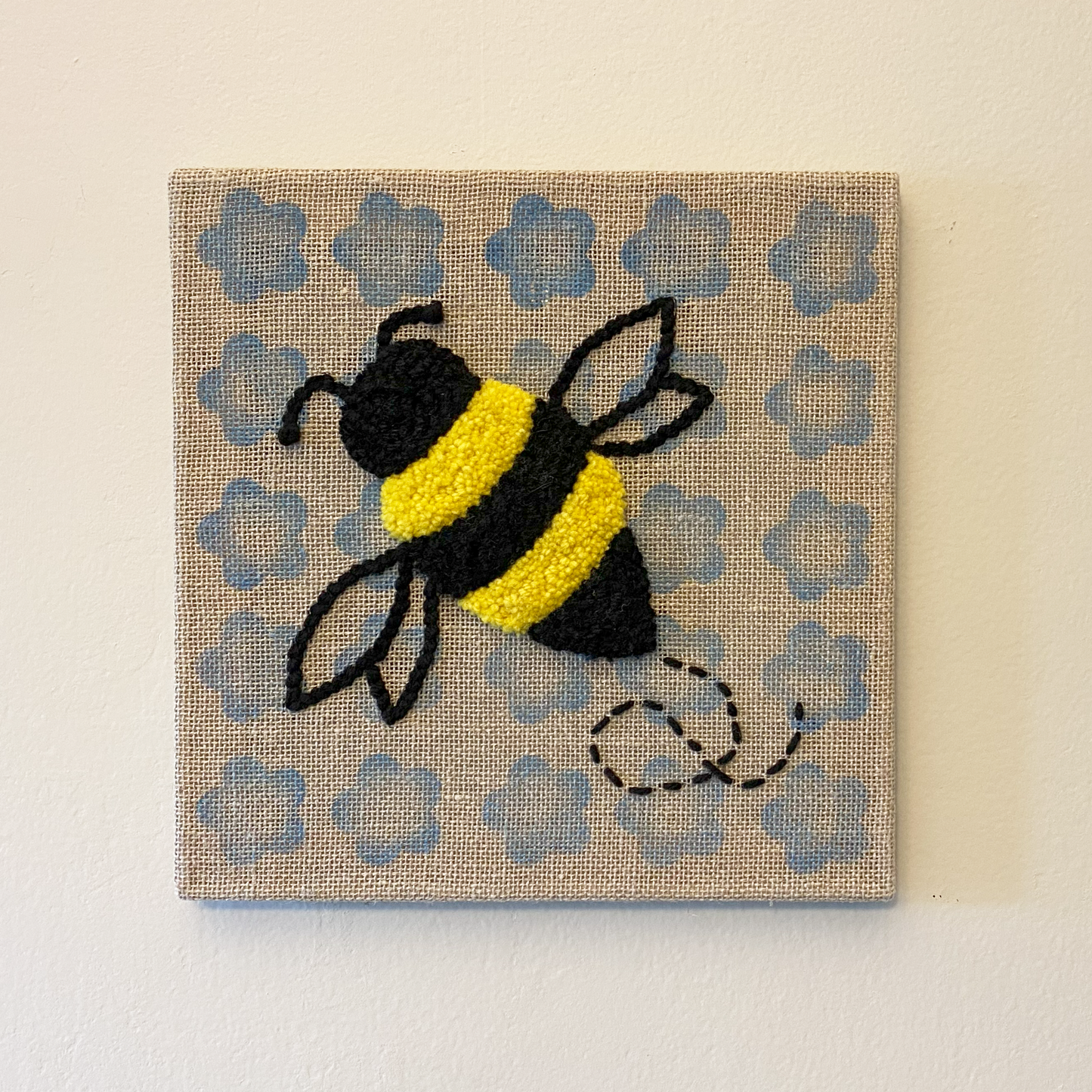 Buzzy Bee - Linen Kit